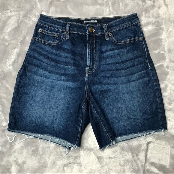 Calvin Klein Jeans Stone Wash Cutoff Bermuda Repreve Stretch Jean Shorts Size 4 - Picture 1 of 13